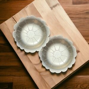 🌻VINTAGE Set of 2 NEOCRAFT Everlast Gold Tone Metal Scalloped Small Plates